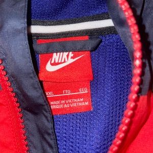 Nike wind breaker